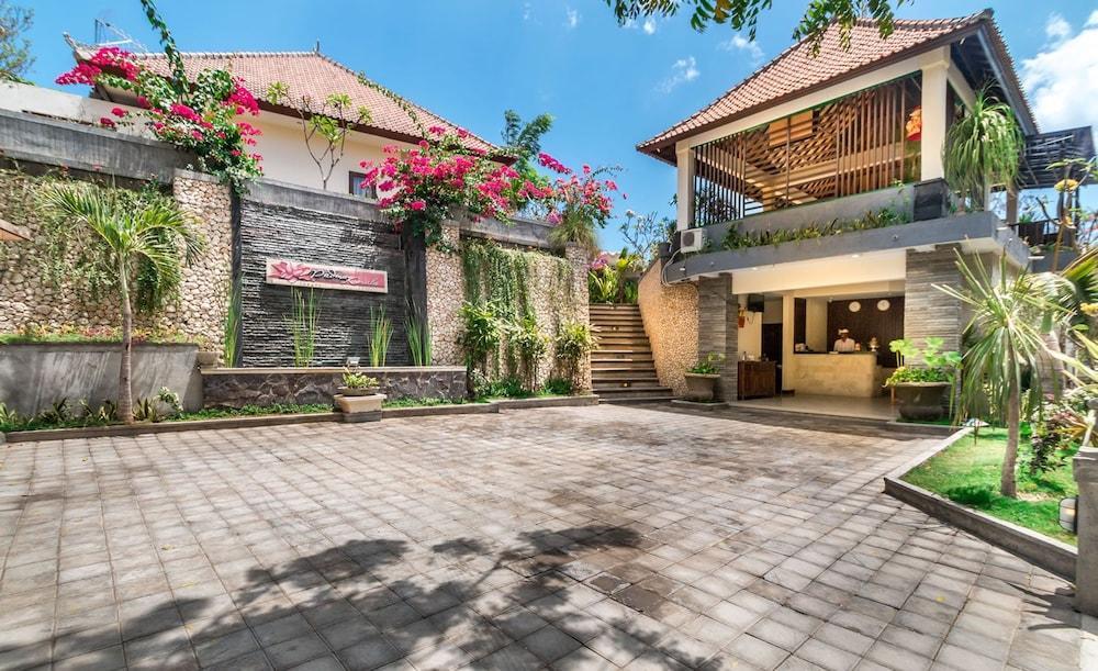 Padma Kumala Hotel Nusa Lembongan Exterior foto